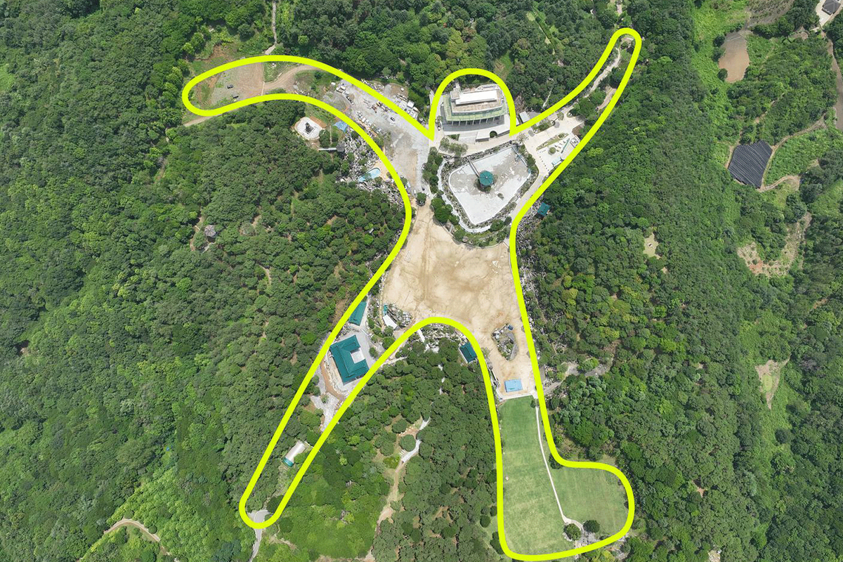 월명동 기뻐 뛰는 사람 형상 지형 일러스트 오버레이